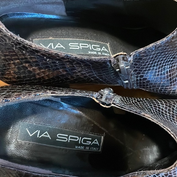 Via spiga snake skin textured booties made in Italy size 8Narrow - Picture 2 of 10